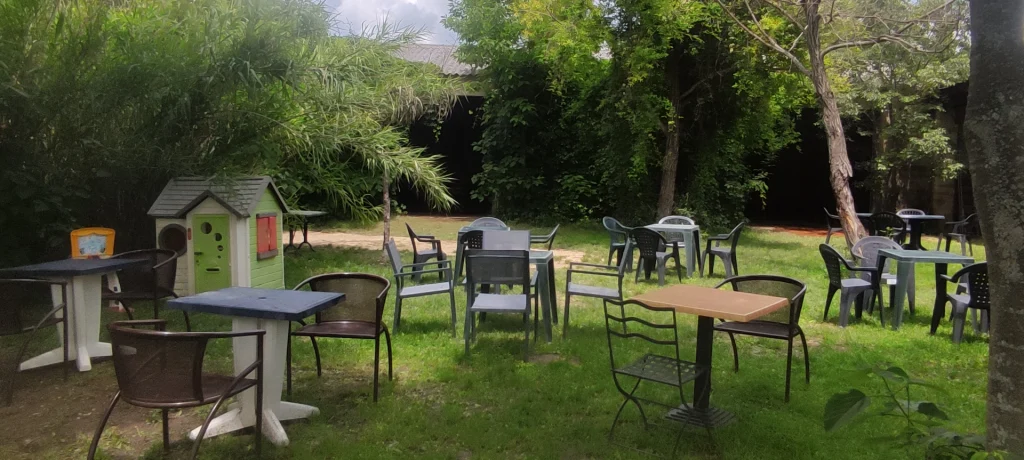 Photos / Galerie 50 terrasse hangar